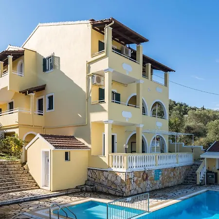 Apollon Apartmán *
